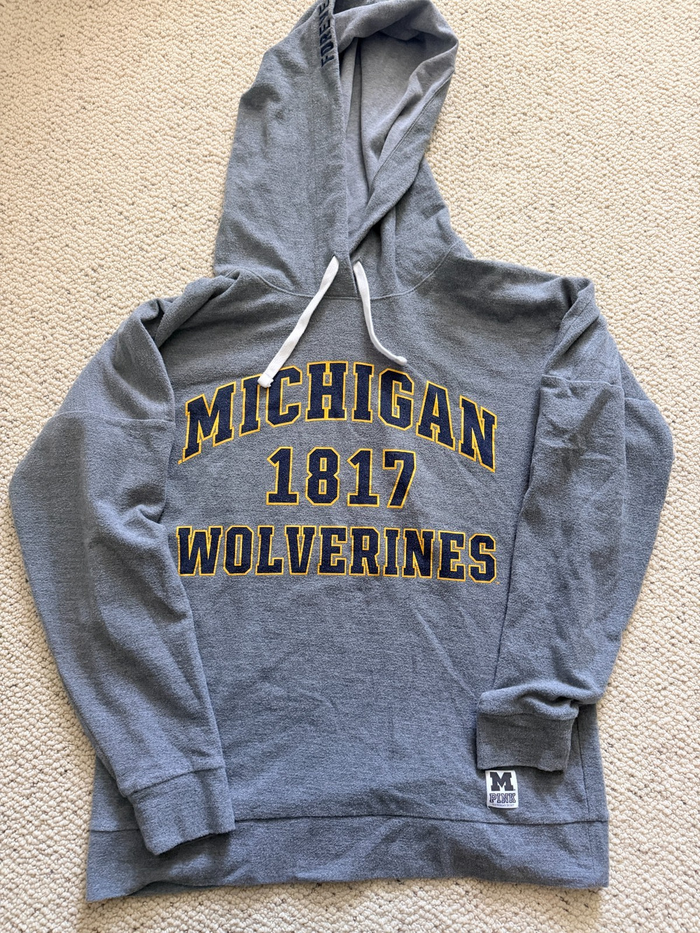 Victorias Secret PINK Michigan Wolverines Hoodie Womens XS Gray Collegiate 1817